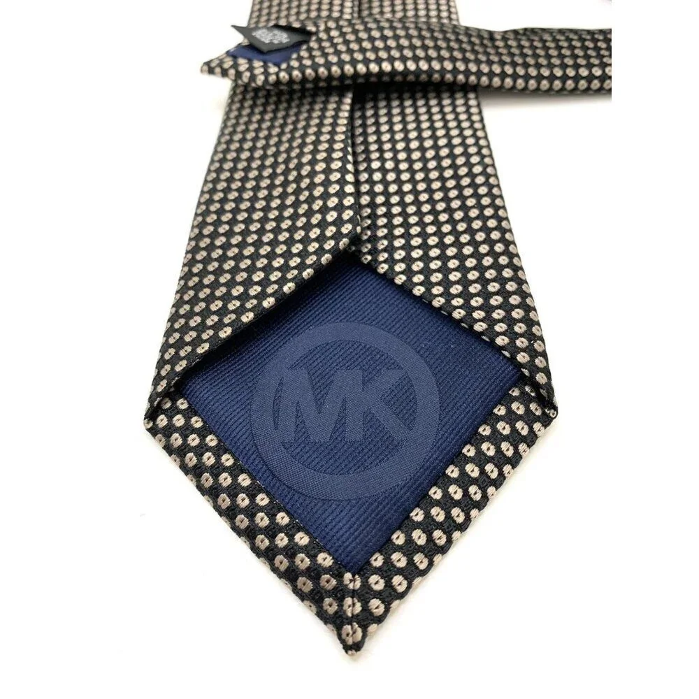 Michael Kors Mens Tie 3.5” W Necktie Black Gold 100% Silk Excellent Condition